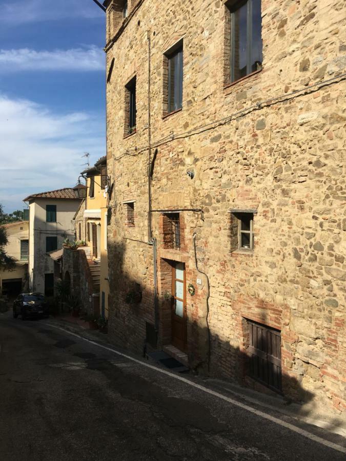 Apartmán Loft De' Riccardi Chianni Exteriér fotografie